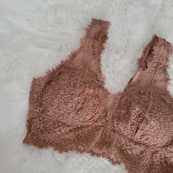 💐AERIE EYELASH LACE PADDED PLUNGE BRALETTE SIZE L - Picture 7 of 9